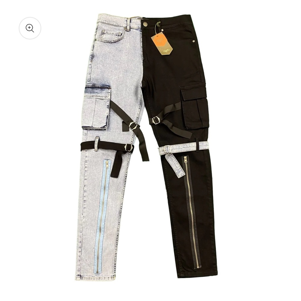 CECA UTILITY CARGO JEANS ZIPPER BLACK/BLUE
Like new condition 
Size:40